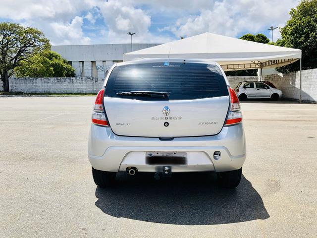 Sandero 1.6 automático Privilege - Foto 5