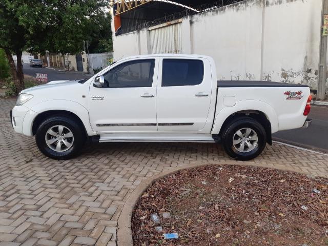 Hillux SRV 3.0 Disel Manual 2006 TOP - Foto 8