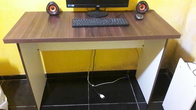Mesa mdf estilo reta