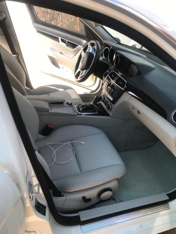 Mercedes c180 extra ótimo preço estado de nova - Foto 5
