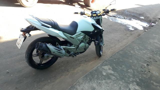 Fazer 250 - Foto 2