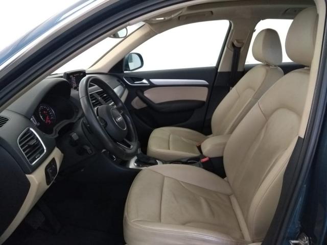 AUDI Q3 2015/2016 2.0 TFSI AMBIENTE QUATTRO 4P GASOLINA S TRONIC - Foto 9