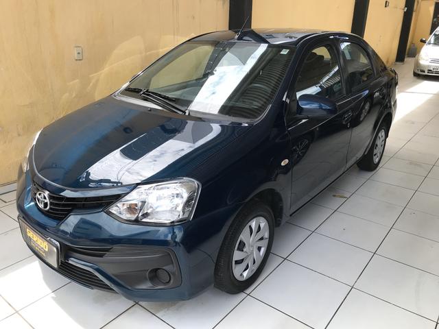 Toyota Etios Sedan XS 1.5 automático único dono!