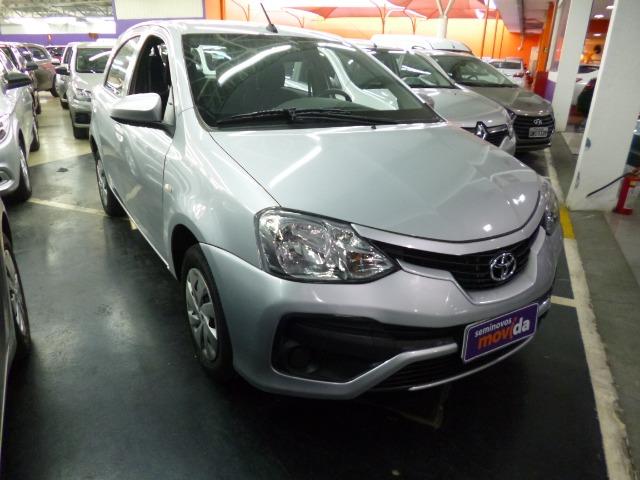 Toyota Etios XS 1.5 Manual - Foto 9