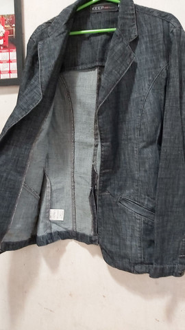 BLAZER JEANS/ semi novo - Foto 3