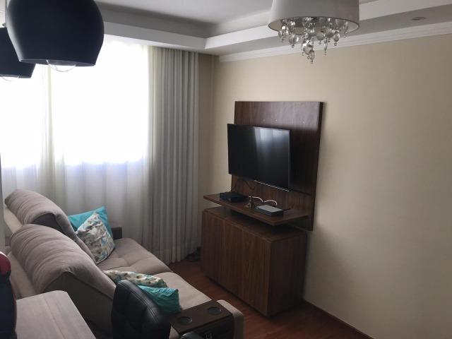 Apartamento próximo ao Centro, 2 dormitórios com armários planejados - Foto 2