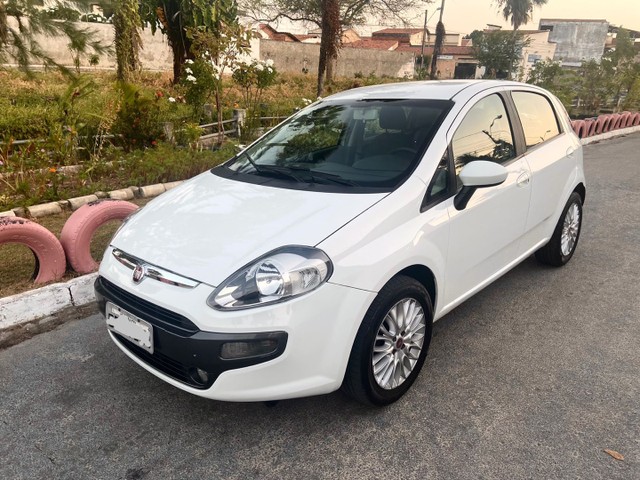 PUNTO ESSENCE 1.6 14/15  COMPLETO 