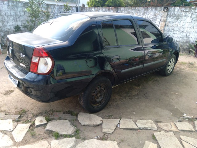 RENAULT CLIO SEDAN