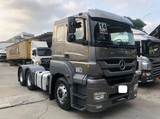 MERCEDES BENZ AXOR 2544 6X2 ANO 2013