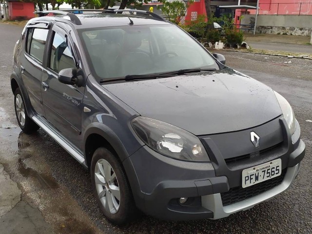 SANDERO 2014/2014 1.6 STEPWAY 16V FLEX 4P AUTOMÁTICO