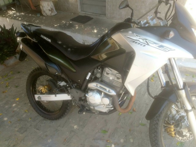 XRE 300 ABS