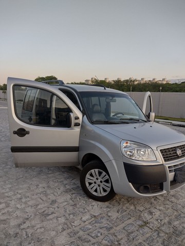 DOBLO 2010 NOVA SEGUNDA DONA NUNCA TEVE GÁS