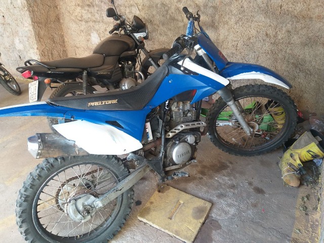 MOTO TRILHA 225