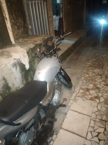 MOTO YAMAHA 2004