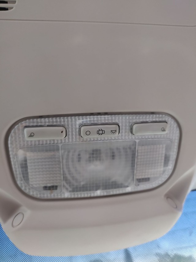 Luz teto C3 Picasso Air Cross  - Foto 4