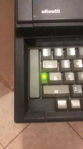Máquina de escrever - Foto 4
