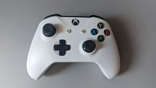 Xbox Series S 512 GB + Controle - Branco - Martinello