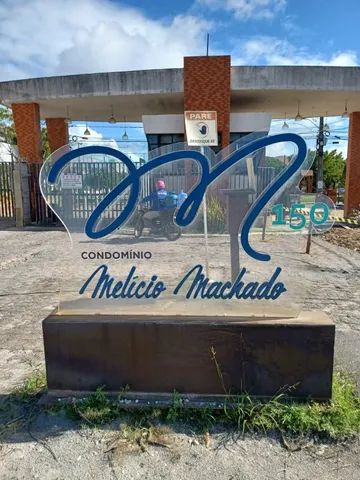 Casa em Condomínio Fechado Com 369 M² Com 5 Quartos 2 Suítes 