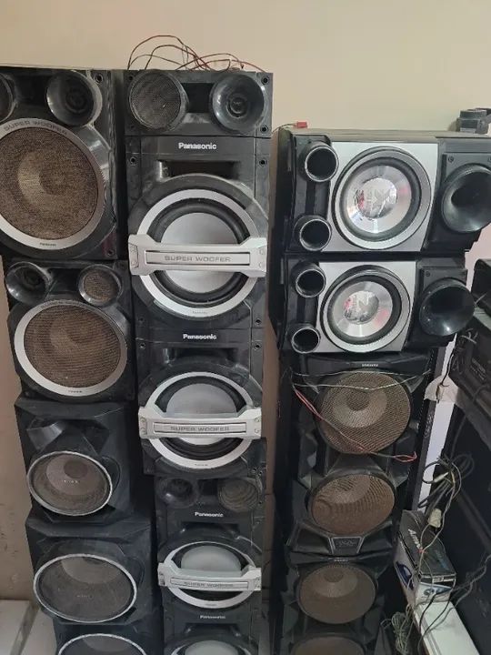 lote de caixas de som usadas passivas
