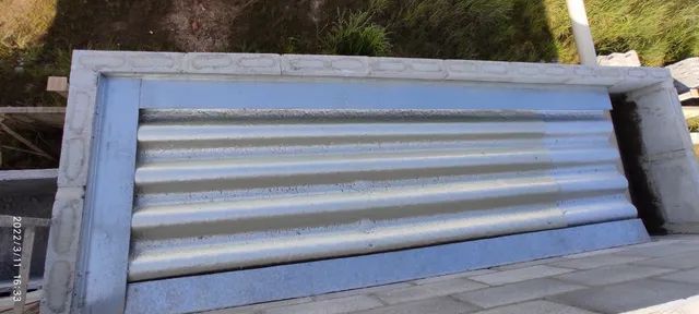 Rufos Gravia, Chapa Galvanizada Grossa, Capa 300X27 Corte 39cm, Externo 300X14 Corte 20cm.