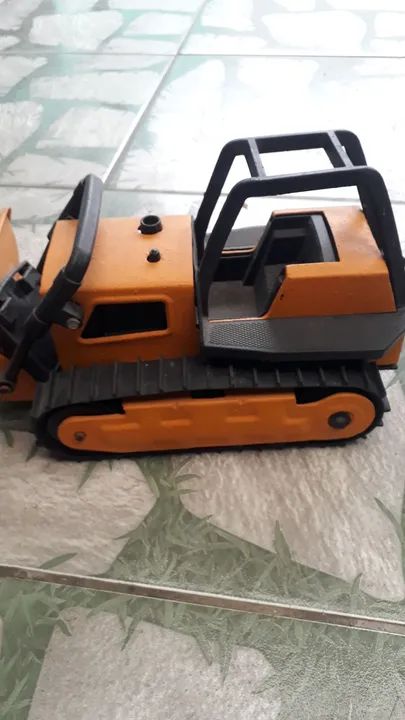 Trator de Brinquedo Antigo lata 