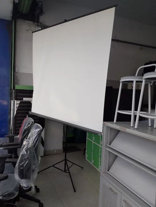 Projetor de tela para escritório