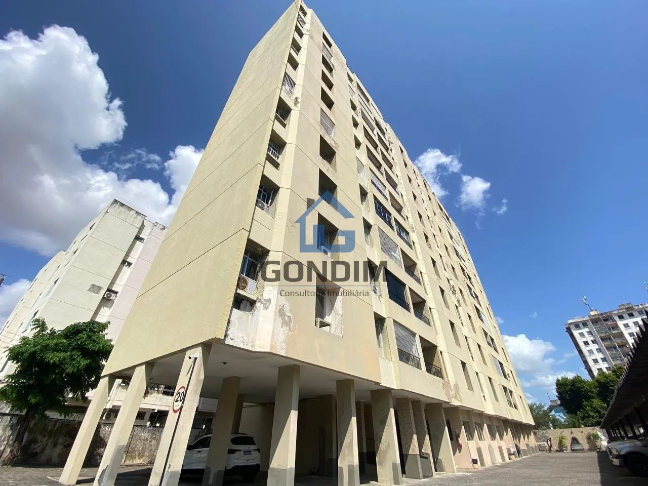APARTAMENTO COM VISTA MAR