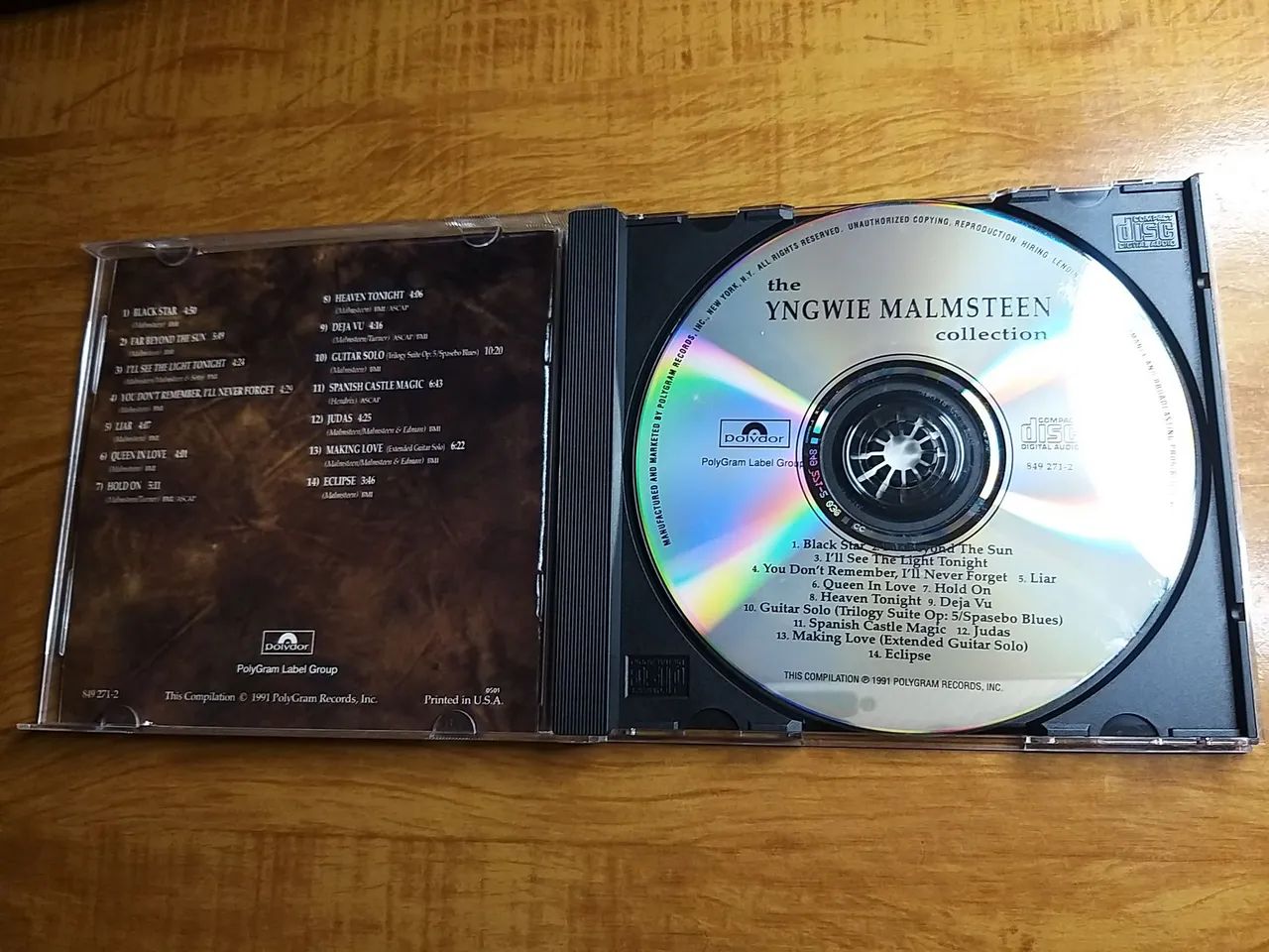 CD Yngwie Malmsteen Collection Importado EUA - CDs, DVDs etc