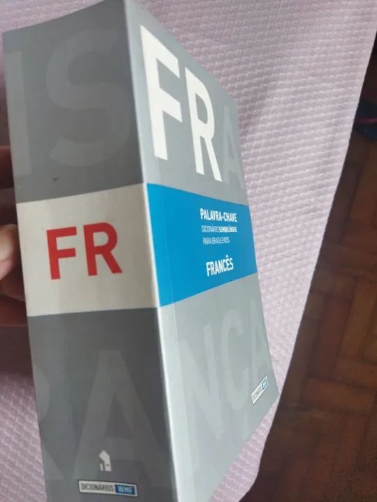 Dicionário de francês dou de presente só buscar - Foto 2