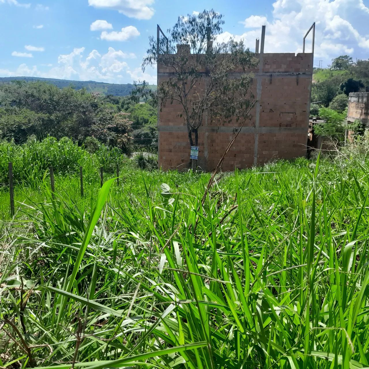 Lotes no bairro jardim serra azul 