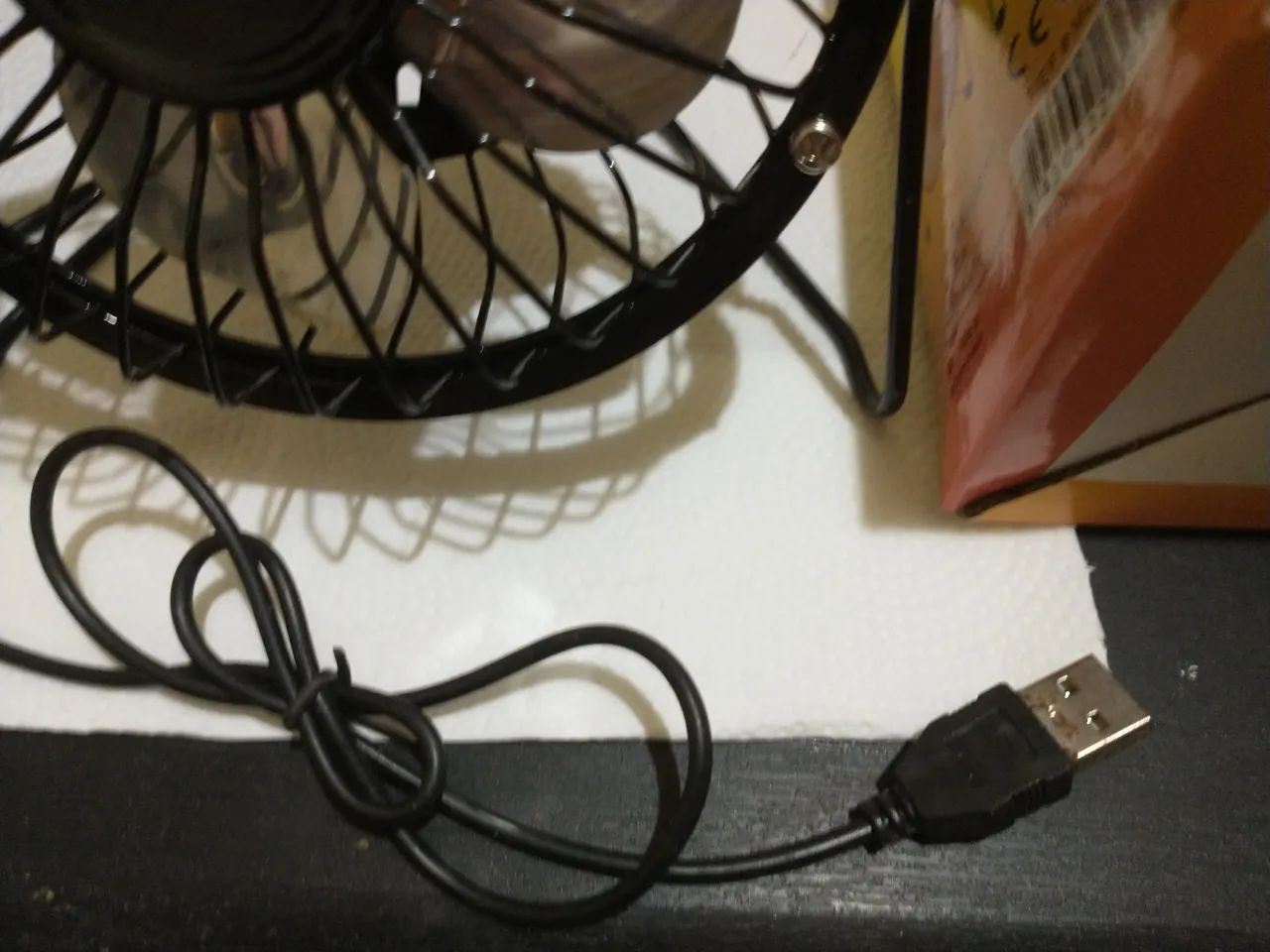 Mini ventilador de mesa com defeito - Foto 5
