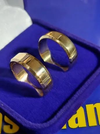Par Alianças Ouro 18 kilates Maciça 13 Gramas Anatômica 7 mm  - Foto 6