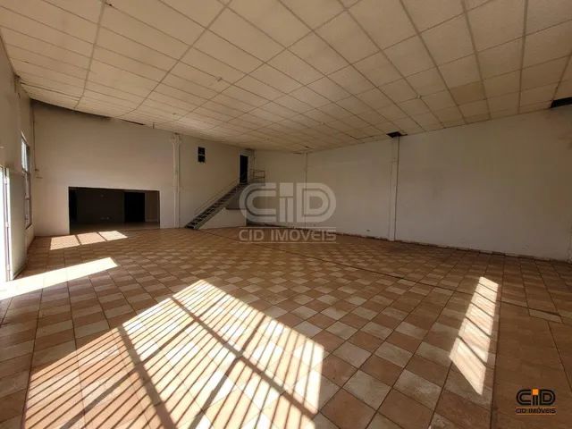 Galpão Comercial com aprox. 1.800m² na Av. Filinto Muller - Foto 2