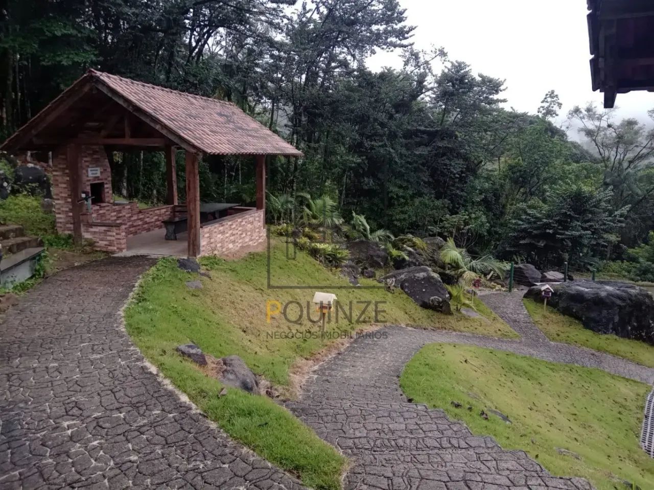 TERRENO EM CONDOMINIO FECHADO ESTILO SITIO! PRONTO PARA CONSTRUIR - Foto 8