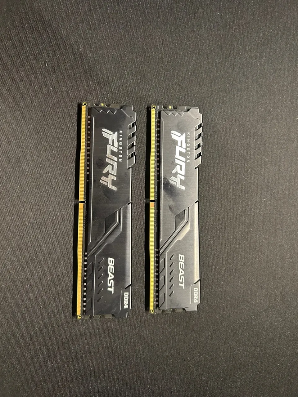 Memória RAM Kingston Fury Beast DDR4 16GB 2x8GB