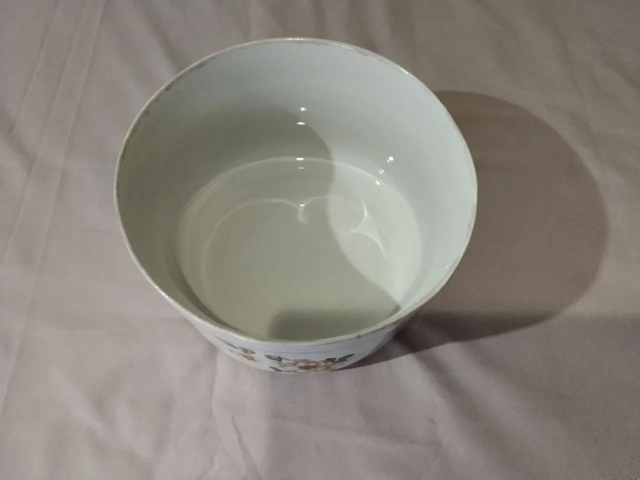Antiga tigela grande em porcelana Pedreira, pintada a mão - Foto 2