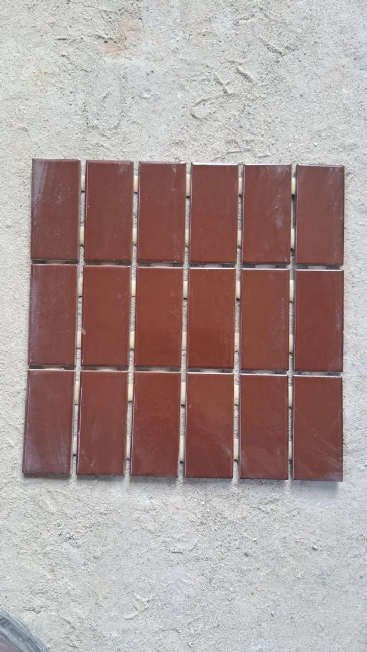 Revestimento Elizabeth 05 x 10 R$ 30,00 o m2 tenho 25m2