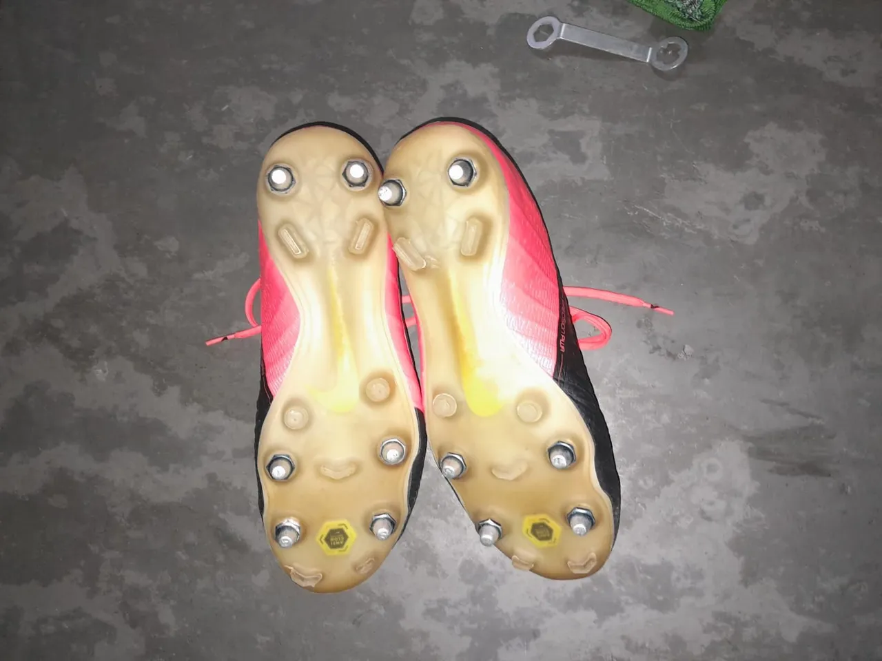 Chuteiras de Futebol - N40.