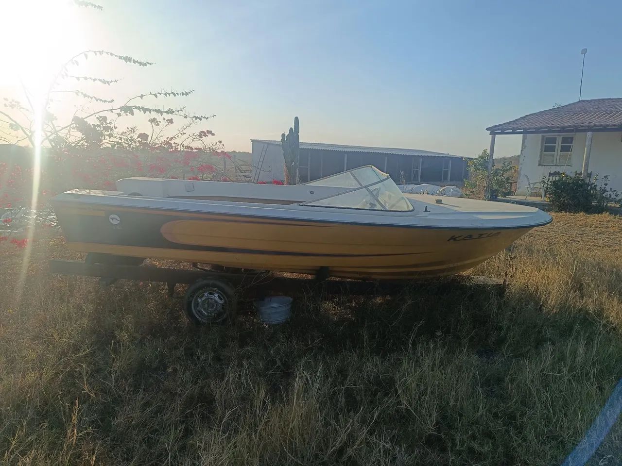 Vende-se lancha falar com *07 - Foto 3