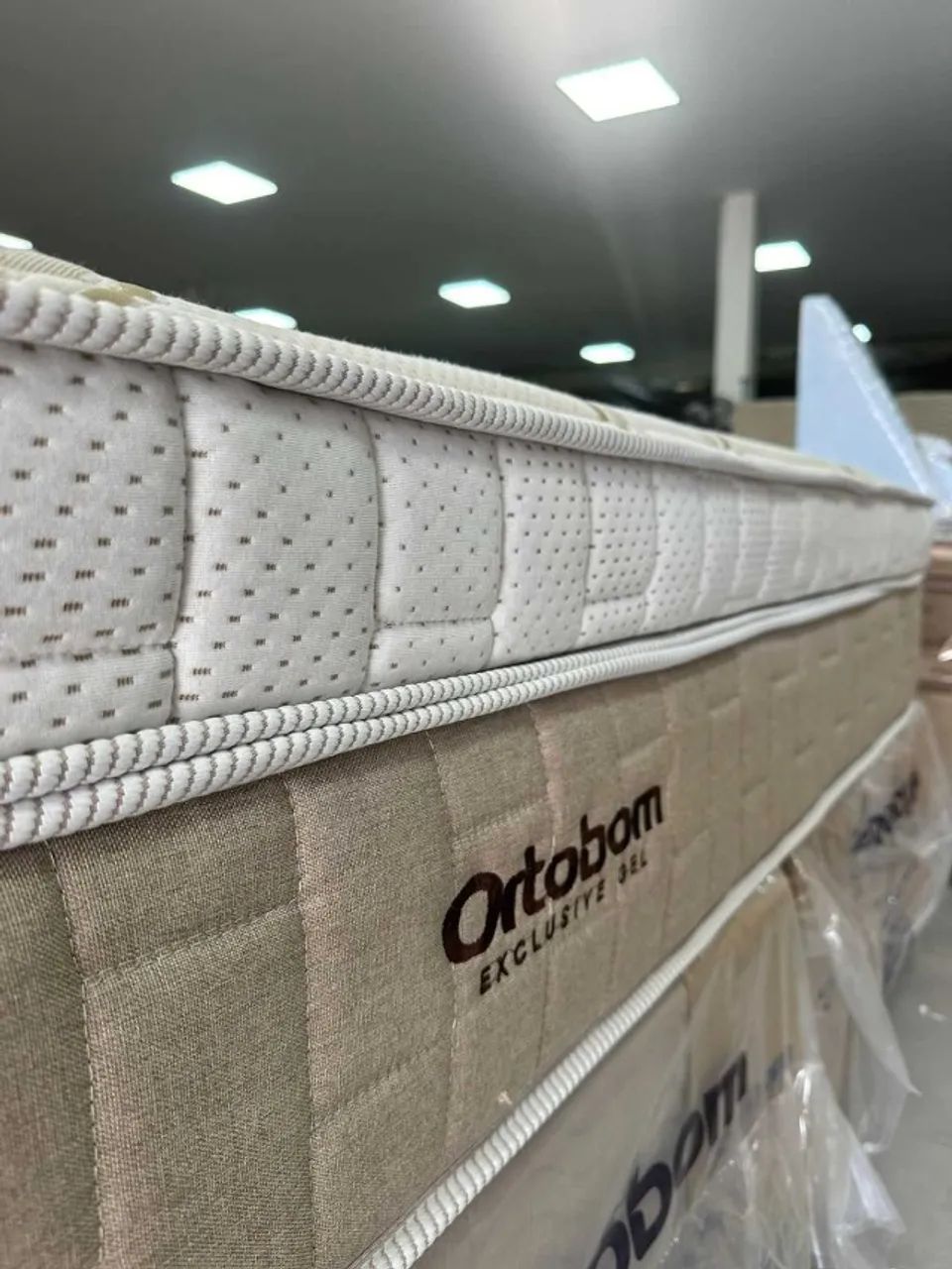 Cama Box Casal Exclusive Gel Molas Ensacadas Linha Premium 1,38x188x34cm - Ortobom - Foto 3