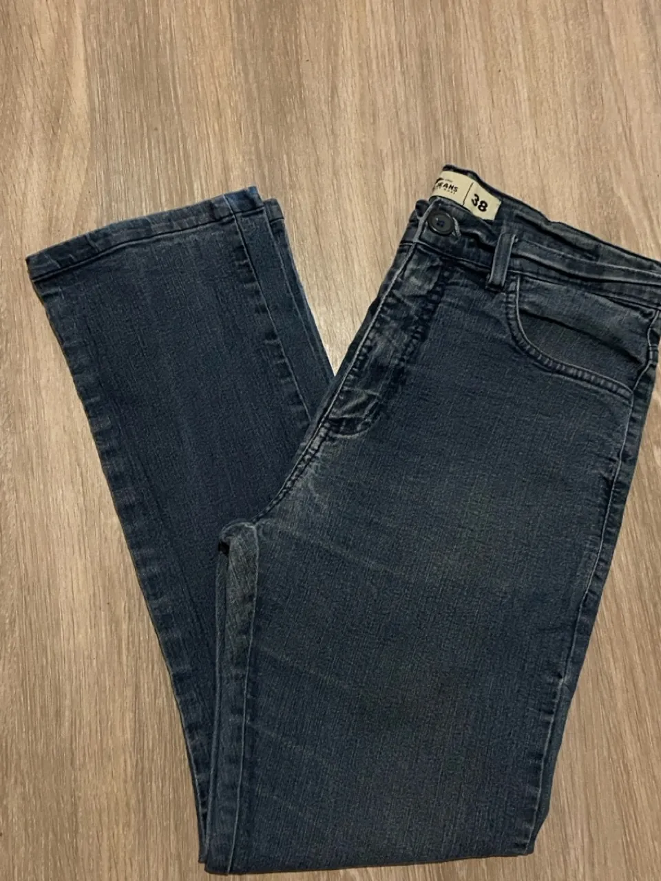 Calça Jeans escura - Tamanho 38