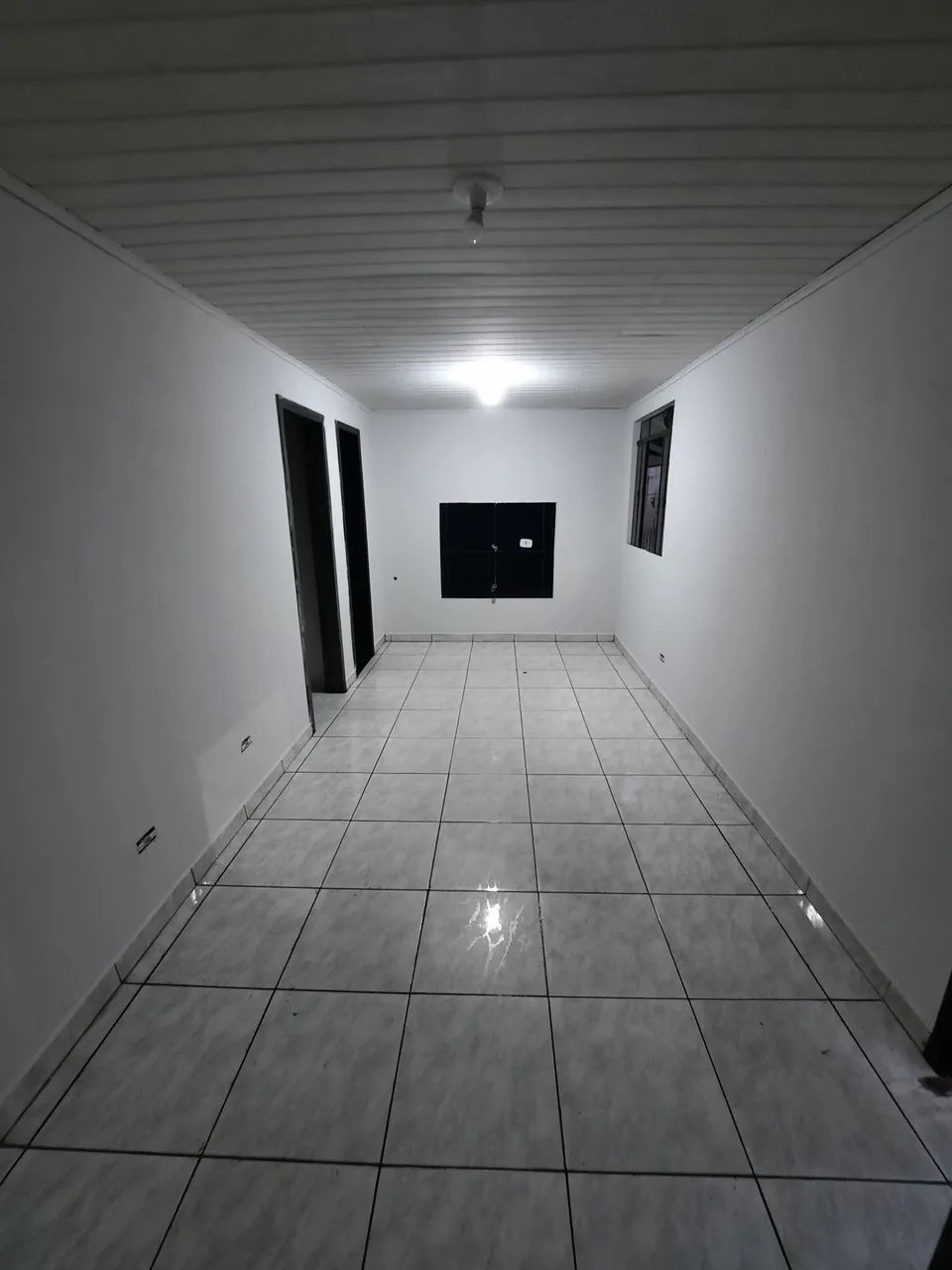 Alugo casa Sítio Cercado - com agua incluso