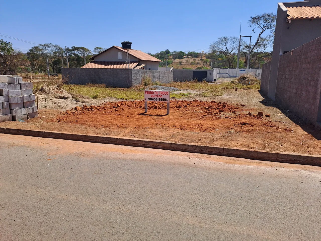 Lote em Santo Antônio de Goiás Aceito troca