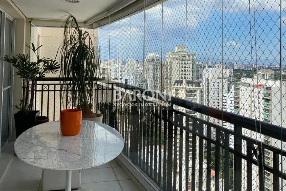 Baroni Imóveis, imobiliária em Moema, especializada em compra e venda de imóveis residenci