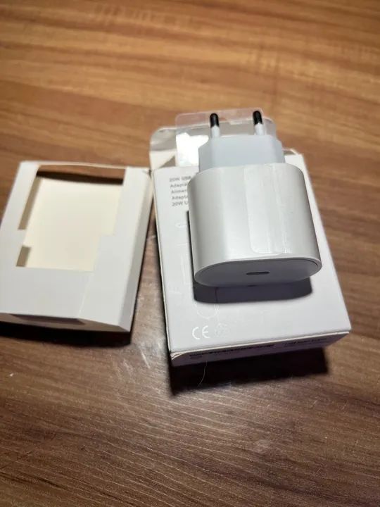Fonte de iPhone turbo 20W