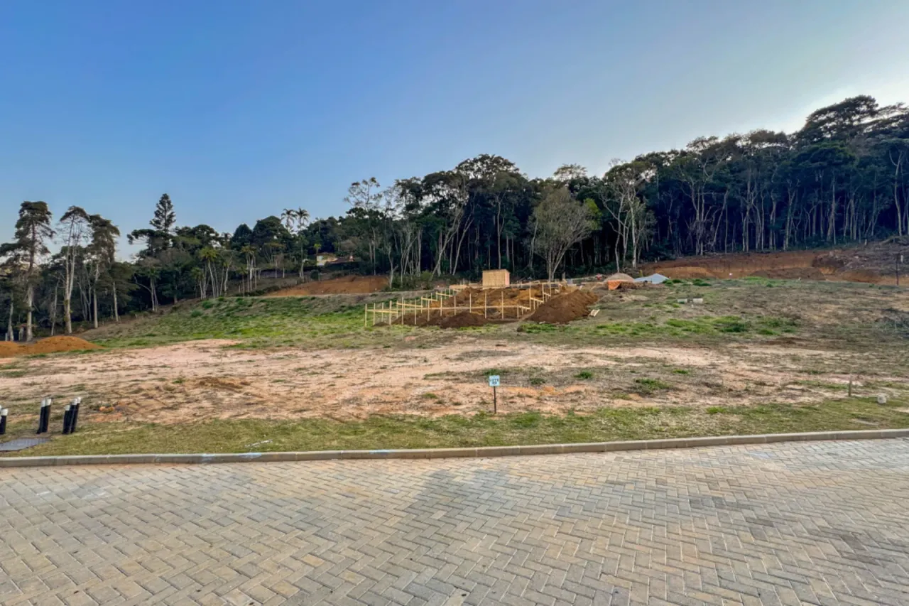 Lote em condomínio no Quebra Frascos, Teresópolis