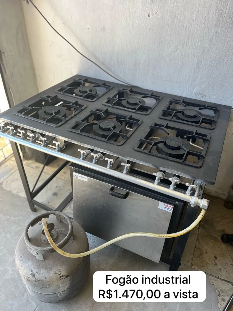 Fogão industrial 6 bocas - R$1.470,00
