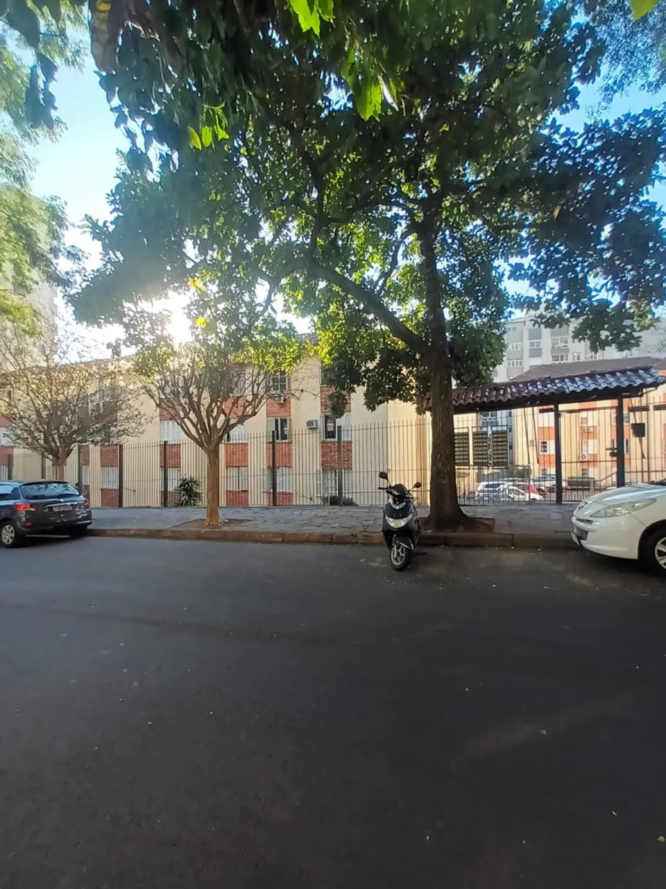 PORTO ALEGRE - APARTAMENTO 2 DORM - MONT SERRAT