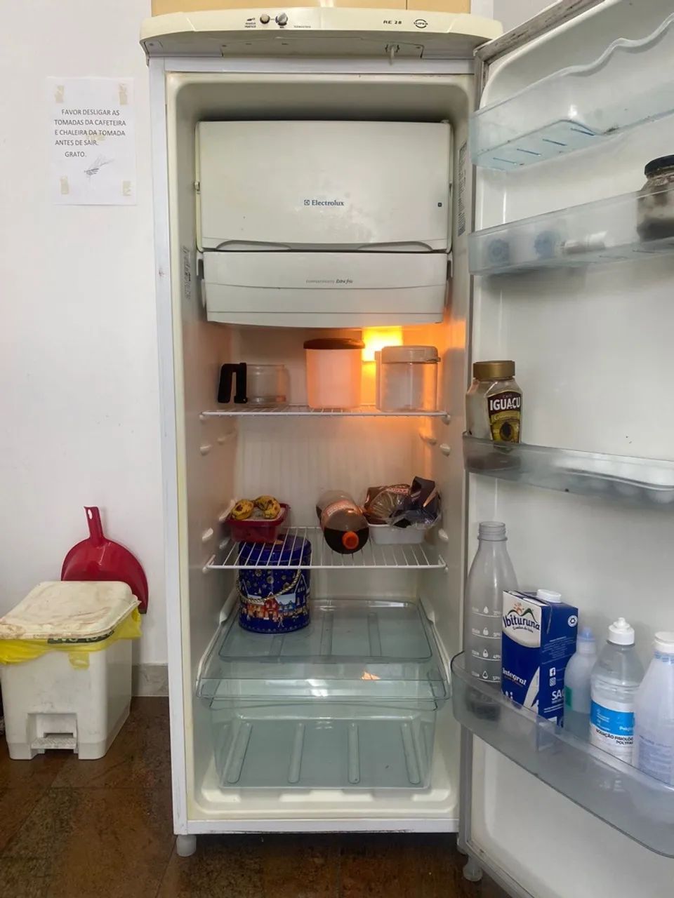 Geladeira Electrolux com Freezer - Foto 2