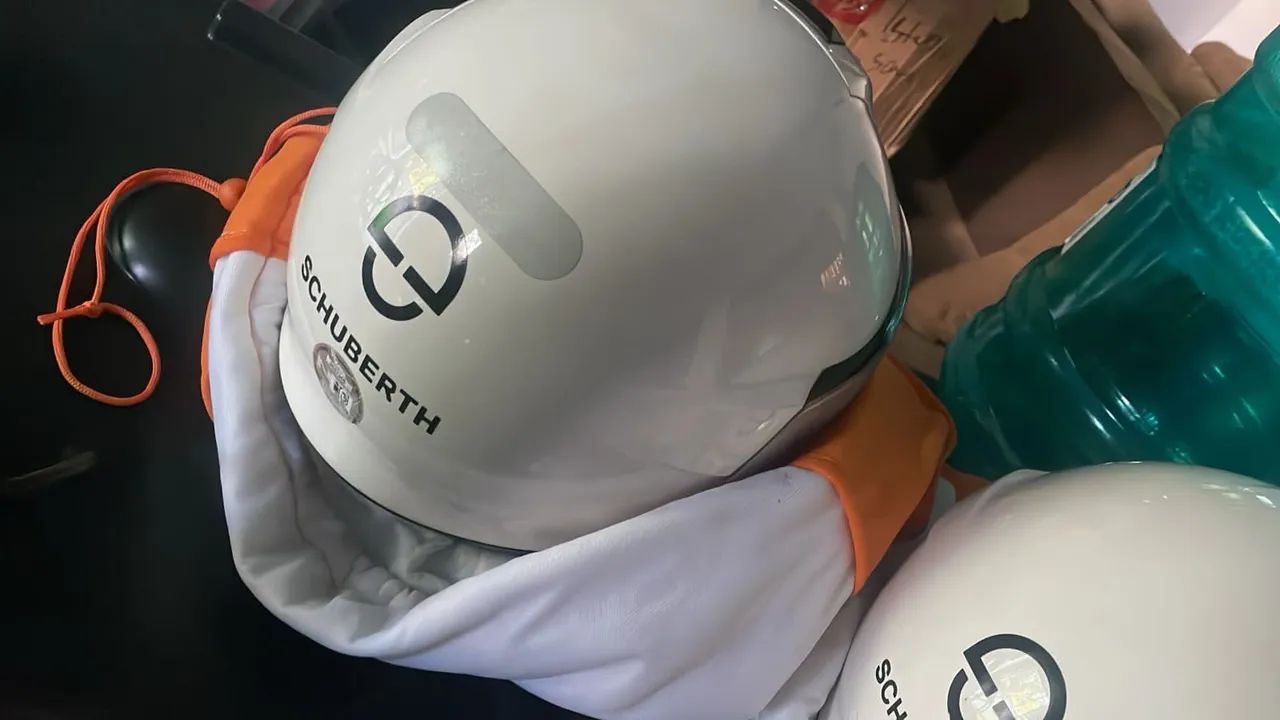 Capacete Schubert C4 Branco M/57 - Foto 2